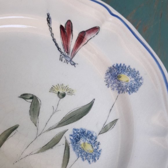 Longchamp plate Made in France Dragonfly Hand Painted Blue Flowers Rare - Picture 4 of 10